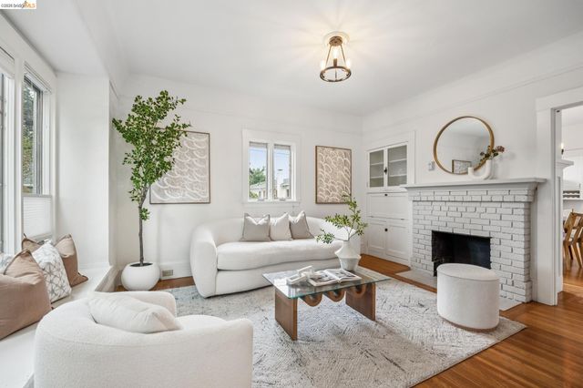 4720 Salem St, Emeryville, CA 94608