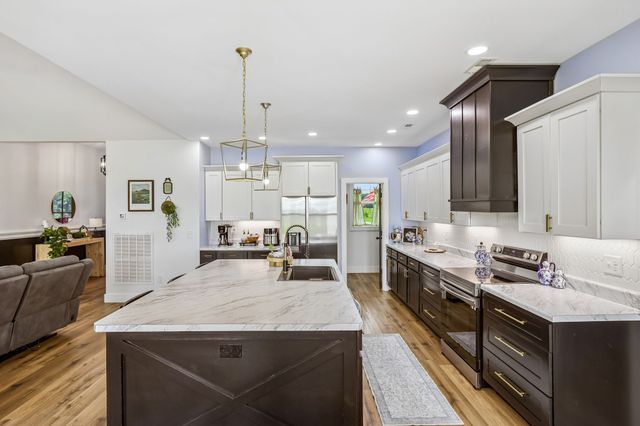 426 Maple Bend Rd, Winchester, TN 37398