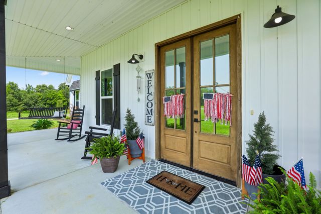426 Maple Bend Rd, Winchester, TN 37398
