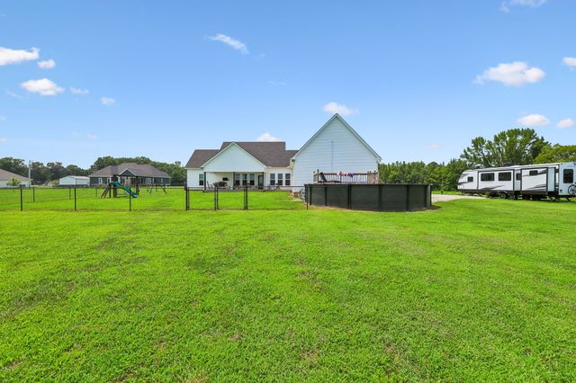 426 Maple Bend Rd, Winchester, TN 37398