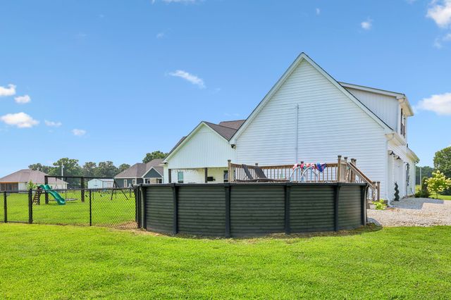 426 Maple Bend Rd, Winchester, TN 37398