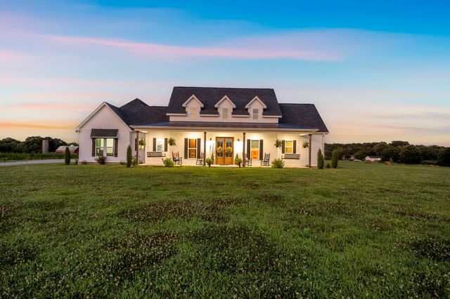 426 Maple Bend Rd, Winchester, TN 37398