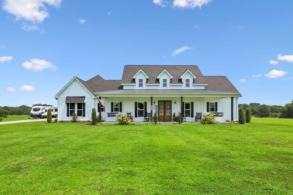 426 Maple Bend Rd, Winchester, TN 37398