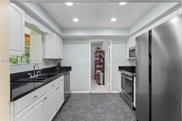 5713 NW 68th Ter, Tamarac, FL 33321