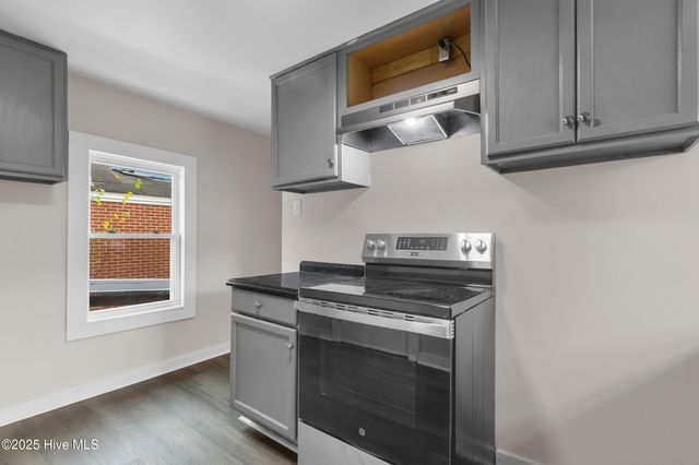 1226 Cedar Street, New Bern, NC 28560