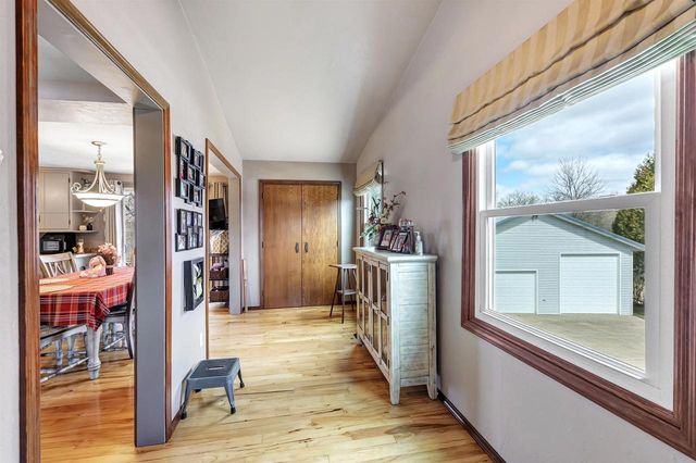 1202 RED MAPLE ROAD, De Pere, WI 54115