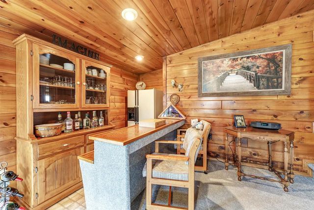 1202 RED MAPLE ROAD, De Pere, WI 54115