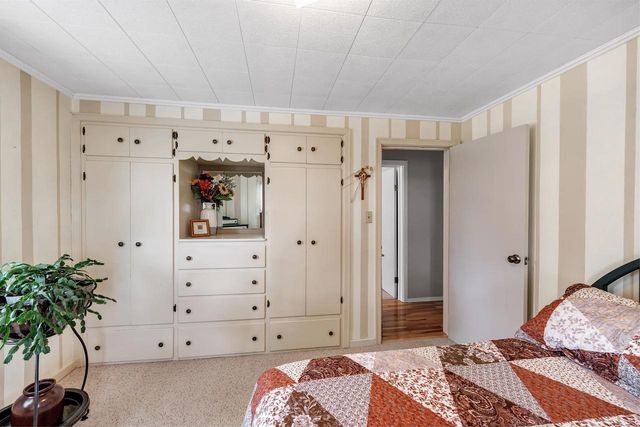 1202 RED MAPLE ROAD, De Pere, WI 54115