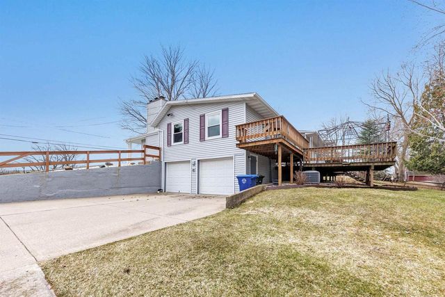 1202 RED MAPLE ROAD, De Pere, WI 54115