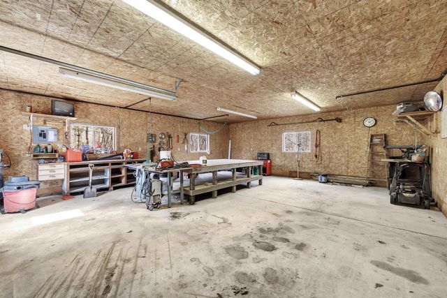 1202 RED MAPLE ROAD, De Pere, WI 54115