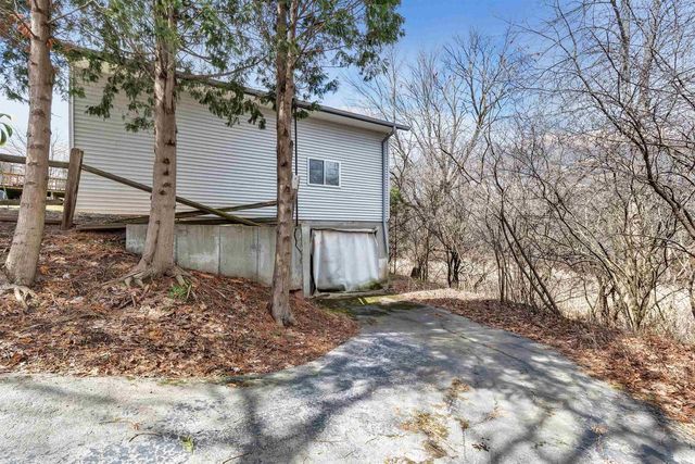 1202 RED MAPLE ROAD, De Pere, WI 54115