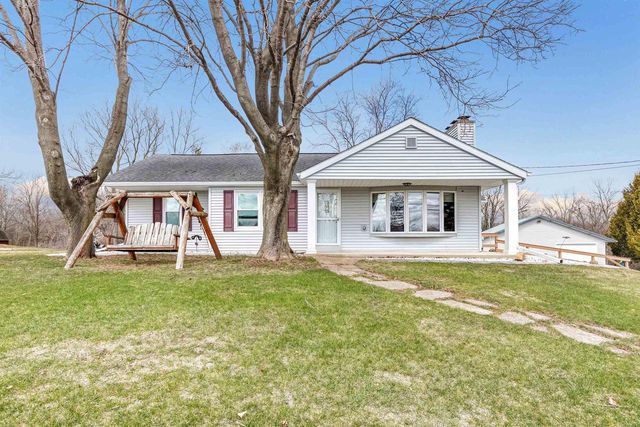 1202 RED MAPLE ROAD, De Pere, WI 54115