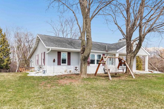 1202 RED MAPLE ROAD, De Pere, WI 54115