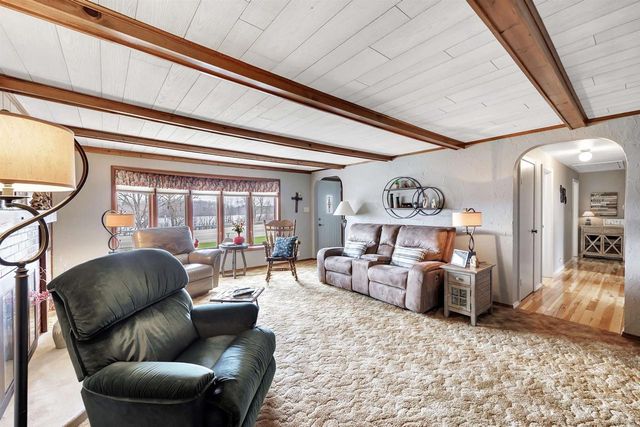 1202 RED MAPLE ROAD, De Pere, WI 54115