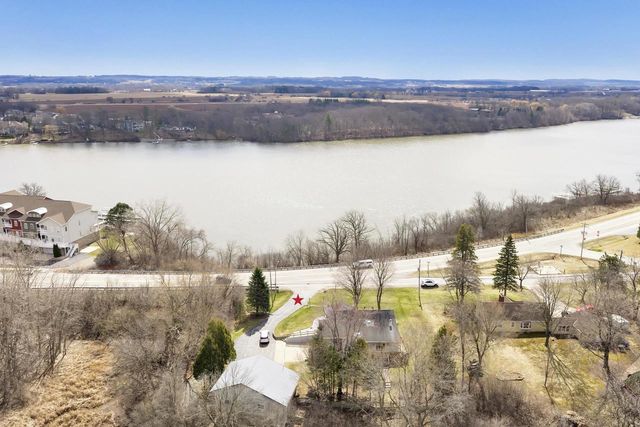 1202 RED MAPLE ROAD, De Pere, WI 54115