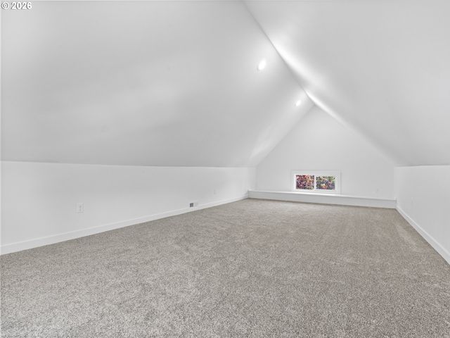 3818 Se MORRISON St, Portland, OR 97214