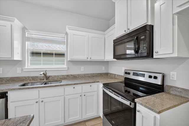 3205 Bois D Arc Street, Greenville, TX 75401