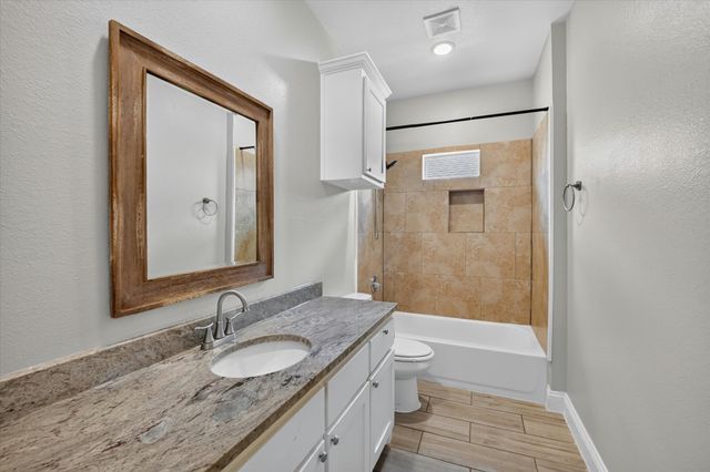 3205 Bois D Arc Street, Greenville, TX 75401