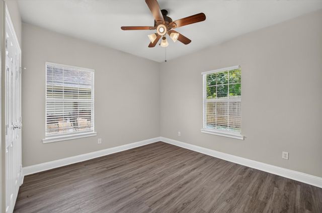 3205 Bois D Arc Street, Greenville, TX 75401