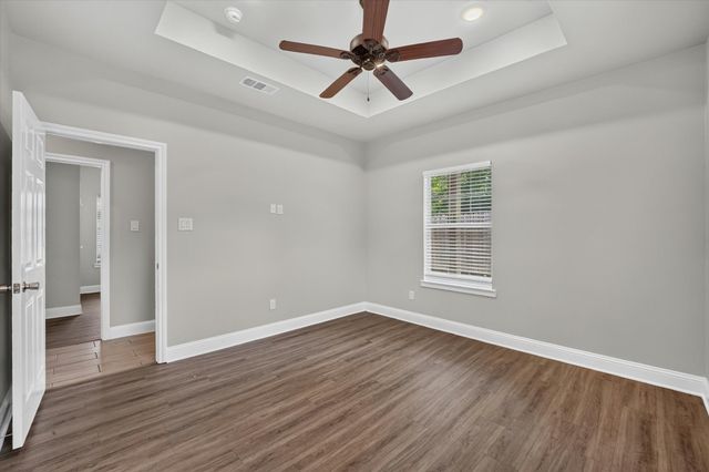 3205 Bois D Arc Street, Greenville, TX 75401