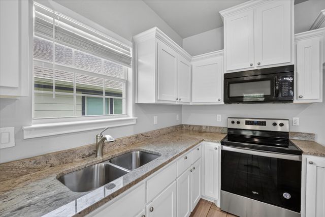 3205 Bois D Arc Street, Greenville, TX 75401