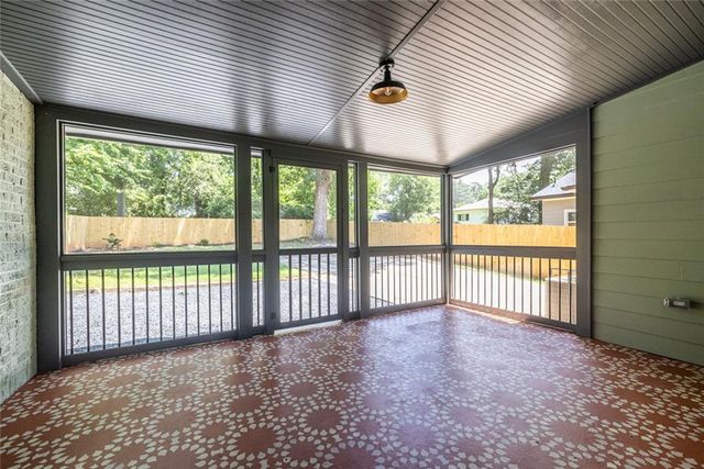 1615 Stokes Avenue SW, Atlanta, GA 30310