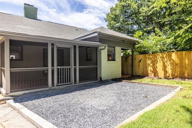 1615 Stokes Avenue SW, Atlanta, GA 30310