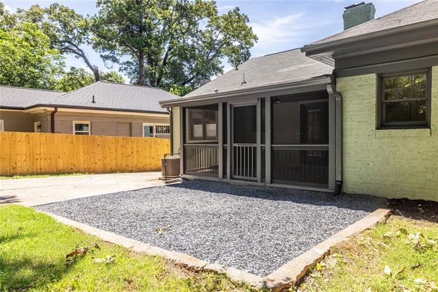 1615 Stokes Avenue SW, Atlanta, GA 30310
