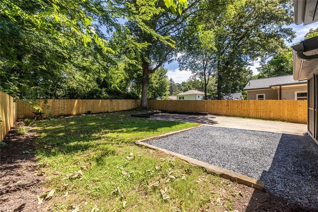 1615 Stokes Avenue SW, Atlanta, GA 30310