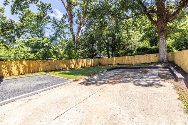 1615 Stokes Avenue SW, Atlanta, GA 30310