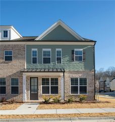 5513 Leyland Drive 82, Flowery Branch, GA 30543