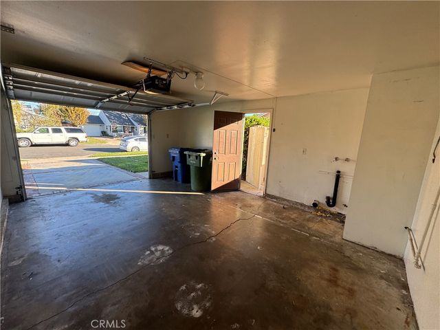 7943 Lasaine Avenue, Northridge, CA 91325