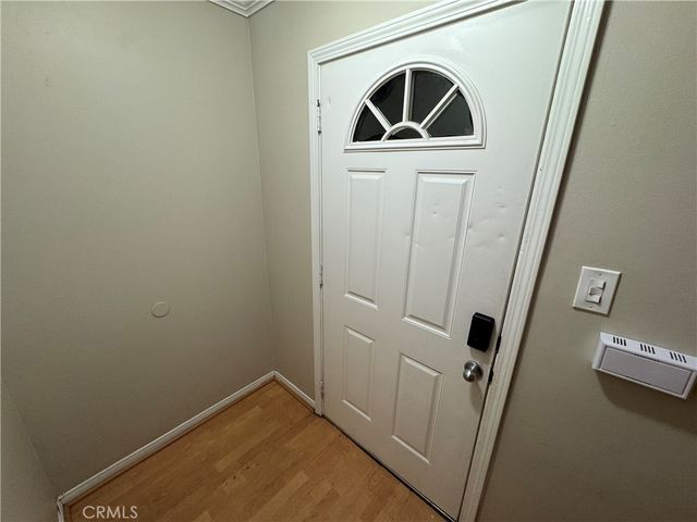 7943 Lasaine Avenue, Northridge, CA 91325