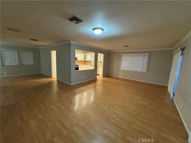 7943 Lasaine Avenue, Northridge, CA 91325