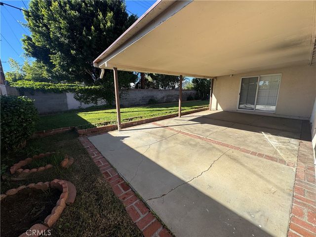 7943 Lasaine Avenue, Northridge, CA 91325