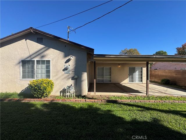 7943 Lasaine Avenue, Northridge, CA 91325