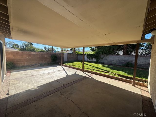 7943 Lasaine Avenue, Northridge, CA 91325
