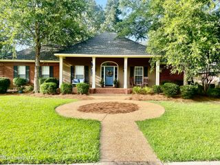 1024 Riverchase North Drive, Brandon, MS 39047