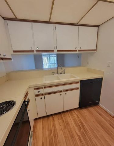 100 E KENTUCKY AVE 103D, Deland, FL 32724