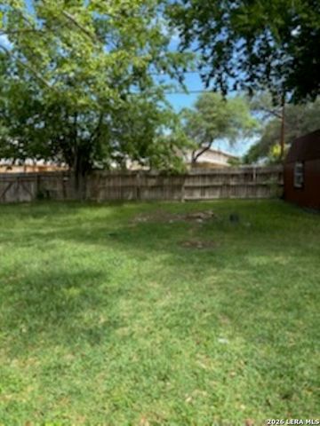 139 Bobolink, New Braunfels, TX 78130