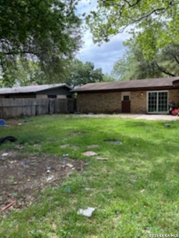 139 Bobolink, New Braunfels, TX 78130