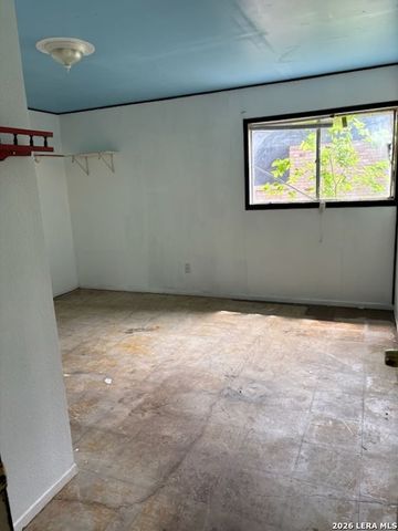 139 Bobolink, New Braunfels, TX 78130