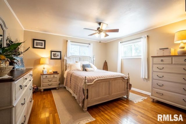 516 S 8TH Street, Herrin, IL 62948