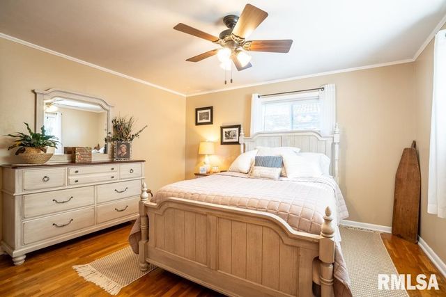 516 S 8TH Street, Herrin, IL 62948