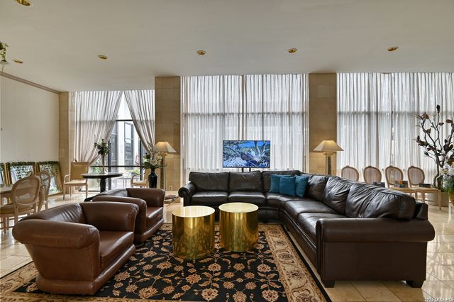 7701 Wurzbach Rd Apt 1402, San Antonio, TX 78229