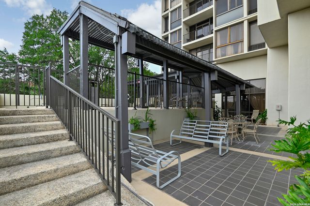 7701 Wurzbach Rd Apt 1402, San Antonio, TX 78229