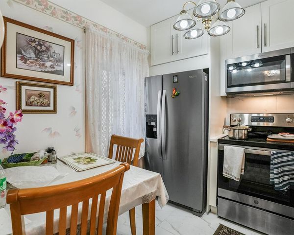 3400 NW 48th Avenue 502, Lauderdale Lakes, FL 33319