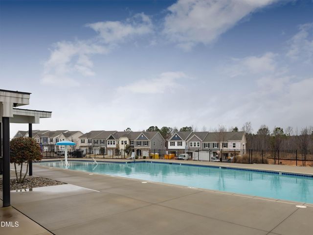 1508 Briar Brook Lane, Zebulon, NC 27597
