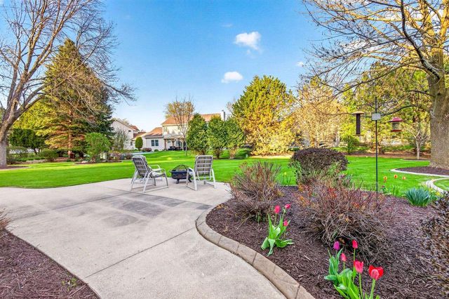 4120 N WINDCROSS DRIVE, Appleton, WI 54913