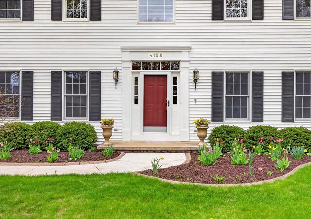 4120 N WINDCROSS DRIVE, Appleton, WI 54913